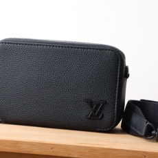 LV Clutch Bags